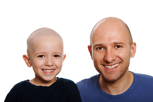 포토 JPG 해외이미지 백인 남자 행복 아들 얼굴 어린이 백그라운드 2 가족 휴식 함께함 사랑 미소 웃음 사람 소년 성인 두명 뷰티 머리 침묵 흰색 자녀 아기 아빠 결합 자르기 장면 대머리 노려봄 고립 해외포토 서양인 헤어스타일 감정 컬러 컨셉 관계 모션 표정 신체부위 소리 파일형식 이미지허브