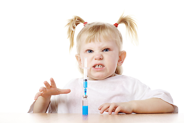 포토 JPG 해외이미지 백인 감정 어린이 놀이 탁자 건강 병원 관리 주사기 한명 사람 치료 파란색 금발 약 기쁨 간호사 의사 분노 게임 흰색 표현 가운 바늘 실험실 질병 작음 약국 고민 걱정 문제 주사약 고립 심각 화학물질 해외포토 서양인 1 헤어스타일 옷 컬러 가구 컨셉 의학 의료기기 실험 의료진 도구 화학 크기 파일형식 이미지허브