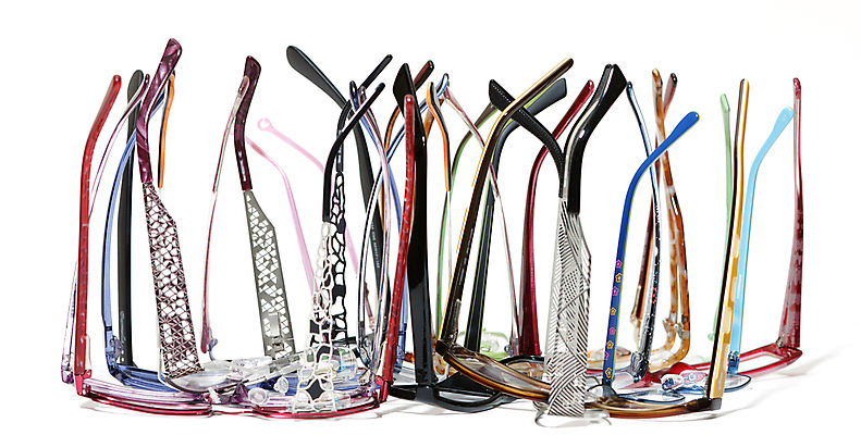 포토 JPG 해외이미지 디자인 안경 장신구 사람없음 옆모습 가로 쇼핑 유행 판매 쌍 그룹 선택 플라스틱 시력 비전 모음 광학 해외포토 잡화 뷰포인트 컨셉 재질 파일형식 이미지허브