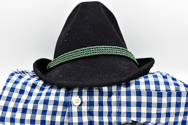 포토 JPG 해외이미지 전통 옷 백그라운드 셔츠 바지 기념 사람없음 축제 흰색 축하 고립 뮌헨 옥토버페스트 펠트 바이에른 바이에른사람 해외포토 컬러 컨셉 상의 하의 독일 파일형식 천_직물 이미지허브