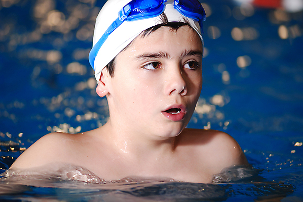 포토 JPG 해외이미지 1 라이프스타일 행복 얼굴 어린이 스포츠 신체 장난 놀이 휴가 휴식 고글 건강 한명 소년 물 여름 파란색 청춘 운동 뷰티 수영 스파 젖음 신선 떨어짐 시원함 휴양지 수영선수 혼자 해외포토 자연요소 계절 남자 감정 컬러 컨셉 운동선수 사람 생활 신체부위 장소 수상스포츠 파일형식 이미지허브