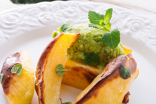 포토 JPG 해외이미지 접시 음식 조각 채소 양파 피망 멕시코 감자 쟁반 육류 옥수수 요리 사람없음 옆모습 식사 저녁식사 치킨 튀김 맛 굽기 철 매움 로즈메리 서쪽 스페인어 맛있는 해외포토 식기 뷰포인트 컨셉 북아메리카 식재료 곡류 구이 방향 허브 닭고기요리 파일형식 이미지허브