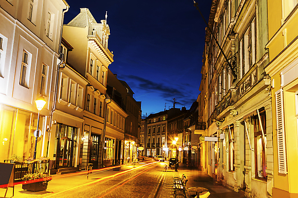 포토 JPG 해외이미지 해외풍경 유럽 야경 밤하늘 유럽건축 거리 사람없음 야외 도시풍경 도심 야간 저녁 폴란드 구시가지 해외포토 자연요소 해외 나라 서양건축 하늘 풍경 도시 파일형식 풍경_경치 이미지허브