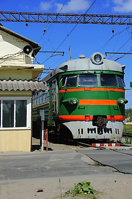 포토 JPG 해외이미지 도로 십자가 교통시설 모션 사람없음 기차 화물 역 위험 철 교차로 도착 속도 신호 통과 건너기 방법 선로 해외포토 길 육상교통 교통 컨셉 대중교통 운송업 시설 파일형식 이미지허브