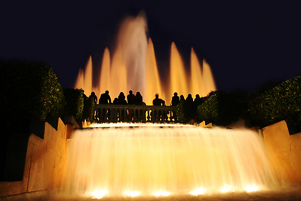 포토 JPG 해외이미지 실루엣 유럽 여행 휴가 사람 이벤트 사람없음 야외 물 빛 컬러풀 여행객 사진촬영 공연 낭만 관찰 도시 개울 스페인 야간 저녁 분수 박물관 쇼 장면 방문 마법 타운 바르셀로나 스페인어 해외포토 자연요소 나라 컬러 컨셉 모션 촬영기법 강 촬영 파일형식 이미지허브