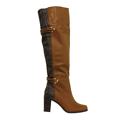 포토 JPG 해외이미지 디자인 여자 신발 컨셉 장신구 새로움 부츠 성인 사람없음 빛 쇼핑 사무실 반사 유행 비즈니스우먼 클래식 우아함 큼 가죽 오브젝트 경영자 고립 스타일 유일 해외포토 비즈니스 사람 직장인 크기 리더 파일형식 이미지허브