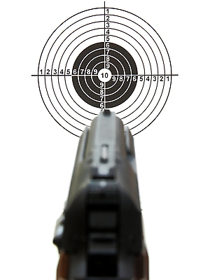 포토 JPG 해외이미지 손 종이 무기 스포츠 취미 사람없음 숫자 금속 검은색 힘 경쟁 손상 권총 총 흰색 원형 구멍 센터 목표 위험 발사 황소 군용 전쟁 보안 조준 경호원 망사 총알 판지 추적 염원 저격수 철강 해외포토 도형 직업 문자 컬러 컨셉 모션 재질 군대 안전 신체부위 직물 소 파일형식 이미지허브