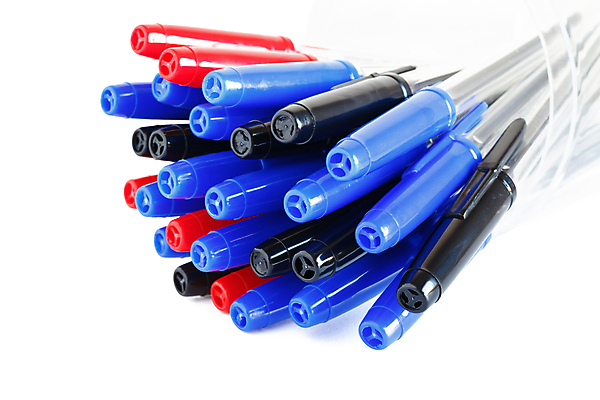 포토 JPG 해외이미지 백그라운드 비즈니스 잉크 사람없음 빨간색 초록색 파란색 빛 세트 사무실 반사 펜 볼펜 검은색 장비 흰색 기구 공구 기록 그룹 플라스틱 수집 오브젝트 날카로움 고립 정물화 줄서기 공급 많음 해외포토 컬러 컨셉 모션 재질 필기구 도구 그림 파일형식 이미지허브