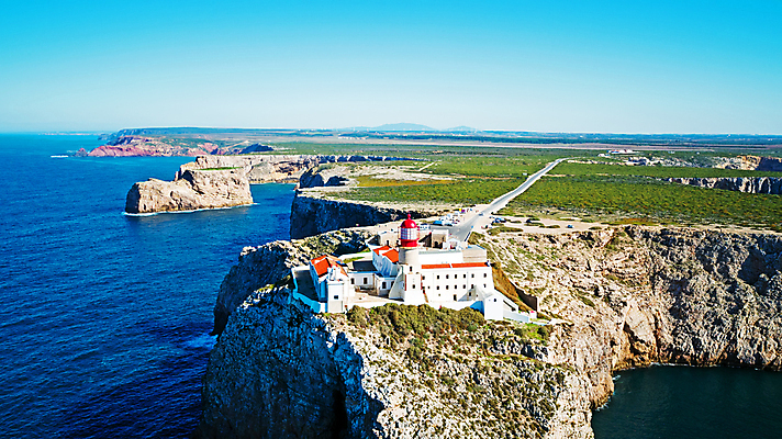 포토 JPG 해외이미지 파도 바다 건축양식 자연 등대 안테나 사람없음 야외 건물 물 포르투갈 대서양 해외포토 자연요소 건축물 건축 유럽 통신 생태계 파일형식 이미지허브