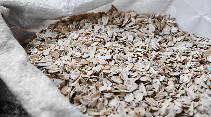 포토 JPG 해외이미지 음식 조각 백그라운드 농업 다이어트 재료 자연 프레임 건조 건강 식이요법 옥수수 씨앗 사람없음 가로 농작물 갈색 쌓기 그룹 플랫 닫기 아침식사 낟알 시리얼 먹기 묘사 유기농 질감 날것 섬유 흙더미 내추럴 생식 오트밀 채식주의자 탄수화물 비건 귀리 해외포토 식물 웰빙 산업 컬러 모션 곡류 식사 흙 직물 생태계 채식 파일형식 더미 이미지허브