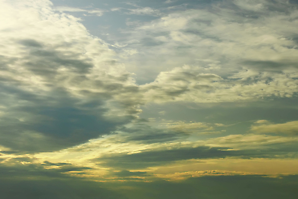 포토 JPG 해외이미지 구름 외관 응시 백그라운드 오렌지 하늘 바람 날씨 거리 사람없음 야외 파란색 빛 햇빛 노란색 일몰 회색 흰색 시간 저녁 그늘 번개 질감 폭풍 마법 흐림 웅장함 폭풍우 흥미 해외포토 자연요소 시선 컬러 컨셉 과일 태양 노을 비_날씨 야간 자연재해 파일형식 이미지허브