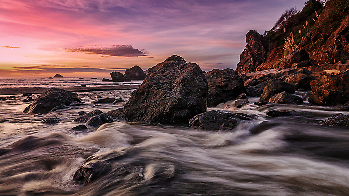 포토 JPG 해외이미지 구름 호수 파도 바다 섬 여행 백그라운드 모션 자연 하늘 풍경 사람없음 야외 물 여름 파란색 컬러풀 뷰티 일출 황혼 일몰 새벽 바위 서핑 저녁 캘리포니아 장면 수평선 해외포토 자연요소 계절 컬러 노을 미국 돌_바위 수상스포츠 야간 생태계 파일형식 이미지허브