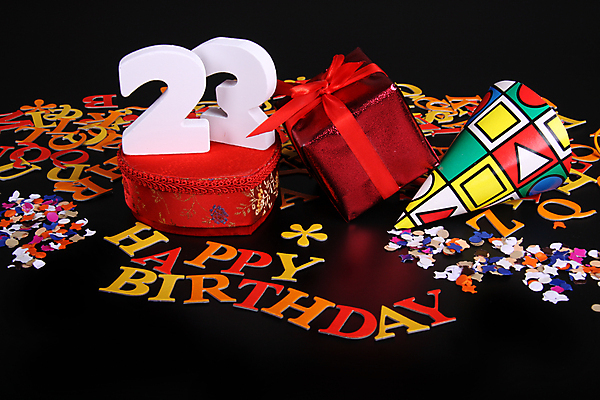 포토 JPG 해외이미지 식물 캐릭터 기념일 꽃 행복 종이 분홍색 꽃다발 컨셉 잎 자연 검은배경 기념 선물 이벤트 사람없음 장식 빨간색 숫자 장미 파티 놀람 낭만 벚꽃 흰색 축하 인사 신용카드 생일 활 열정 꽃가루 판지 해외포토 문자 감정 컬러 백그라운드 표정 금융 검은색 예절 가루 생태계 파일형식 이미지허브