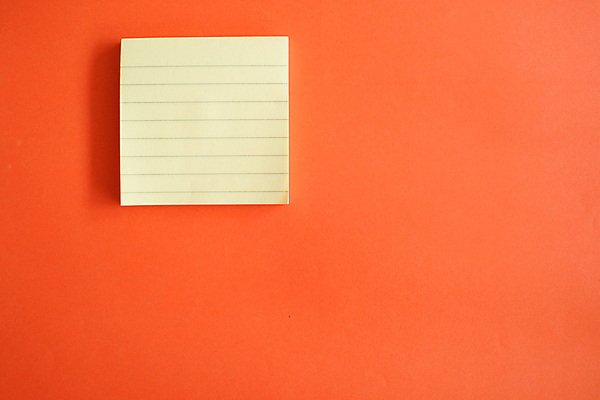 포토 JPG 해외이미지 템플릿 디자인 교육 종이 백그라운드 컨셉 비즈니스 텍스트 학교 탁자 나선형 사람없음 책 스터디 사무실 연필 펜 우주 다이어리 검은색 쪽지 공책 공백 덮개 흰색 업무 오픈 메시지 정상 디자이너 작가 책상 문서 페이지 시트 패드 거짓 고립 목업 스타일 미니멀 해외포토 직업 컬러 가구 무늬 문구용품 학용품 학습 필기구 사무용품 뚜껑 작업 파일형식 이미지허브