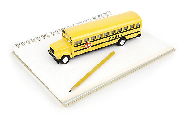 포토 JPG 해외이미지 선 컨셉 창문 학교 버스 아이디어 사람없음 책 펜 노란색 공책 바퀴 심볼 오브젝트 사인 페이지 모터 고립 그만 해외포토 교육 육상교통 컬러 문구용품 대중교통 필기구 파일형식 이미지허브