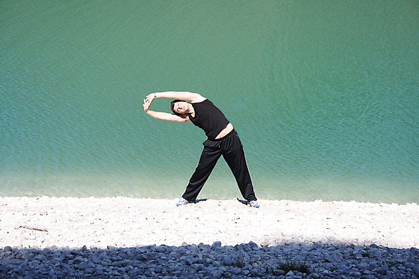 포토 JPG 해외이미지 백인 1 라이프스타일 공원 남자 호수 스포츠 신체 요가 자연 휴식 건강 한명 앉기 인종 성인 야외 여름 조깅 운동 뷰티 스트레칭 힘 활발 에너지 흰색 날씬함 연습 명상 체육관 필라테스 해외포토 서양인 웰빙 계절 공공시설 컬러 컨셉 모션 사람 생활 몸매 생태계 파일형식 이미지허브