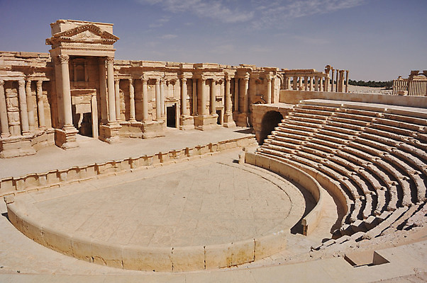포토 JPG 해외이미지 전통 아시아 문화 여행 건축양식 휴가 동양인 사람없음 태양 여행객 마을 경기장 사막 골동품 기둥 도시 사찰 재산 중앙 극장 만취 버리기 묘사 폐허 암초 타운 동쪽 천연기념물 연극 고고학 로마인 사당 시리아 제국 파멸 해외포토 자연요소 교육 건축 나라 컨셉 중동 스포츠시설 종교건축 모션 문화예술 사람 인종 금융 방향 술취함 파일형식 소멸 이미지허브