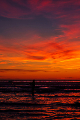 포토 JPG 해외이미지 파도 바다 백그라운드 겨울 자연 하늘 바람 날씨 휴가 해변 사람없음 야외 물 파란색 뷰티 일출 황혼 일몰 거품 만 서핑 캘리포니아 장면 폭풍 서퍼 해외포토 자연요소 계절 컬러 운동선수 노을 미국 수상스포츠 생태계 파일형식 이미지허브