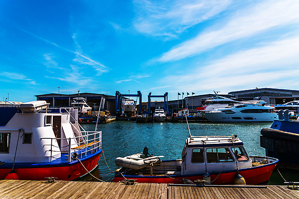 포토 JPG 해외이미지 라이프스타일 스포츠 파도 바다 여행 요트 자연 성공 바람 휴가 항해 사람없음 물 파란색 태양 뷰티 평화 낭만 자유 흰색 보트 고급 크루즈 속도 함선 네비게이션 레가타 무료 수평선 해외포토 자연요소 컬러 컨셉 배_교통 날씨 생활 생태계 파일형식 이미지허브