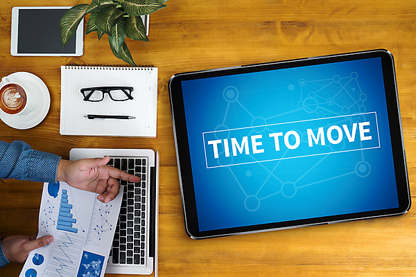 포토 JPG 해외이미지 라이프스타일 길 선 포즈 이동 컨셉 비즈니스 모션 성공 새로움 사람없음 단어 달리기 도전 긴급 시간 변화 목표 계획 방향 시작 준비 기회 회전 비전 격려 진행 골 마감 선로 운동가 해외포토 레이스천 문자 감정 생활 직물 파일형식 이미지허브