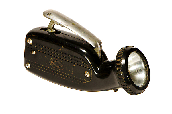 포토 JPG 해외이미지 디자인 산업 백그라운드 전구 추상 주택 사람없음 빛 금속 검은색 어둠 장비 과학기술 수확 흰색 공구 램프 야간 플라스틱 천 오브젝트 복고 고립 옛날 해외포토 자연요소 컬러 무늬 농업 재질 조명 기술 건물 도구 직물 파일형식 이미지허브