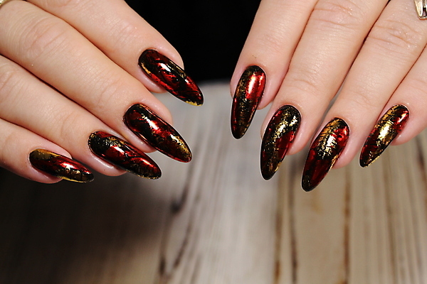 포토 JPG 해외이미지 백인 손 디자인 여자 백그라운드 패턴 관리 미술 사람없음 뷰티 유행 검은색 흰색 못 손톱관리 손톱 광택 스타일 해외포토 서양인 컬러 무늬 문화예술 사람 신체부위 공구 네일아트 파일형식 이미지허브