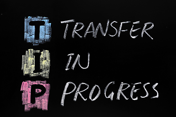 포토 JPG 해외이미지 교육 이동 컨셉 텍스트 표시 아이디어 사람없음 단어 꼬리표 검은색 칠판 흰색 끝 심볼 서비스 분필 사전 형광펜 정의 진행 약어 강조 해외포토 문자 컬러 책 펜 라벨 초크 파일형식 이미지허브