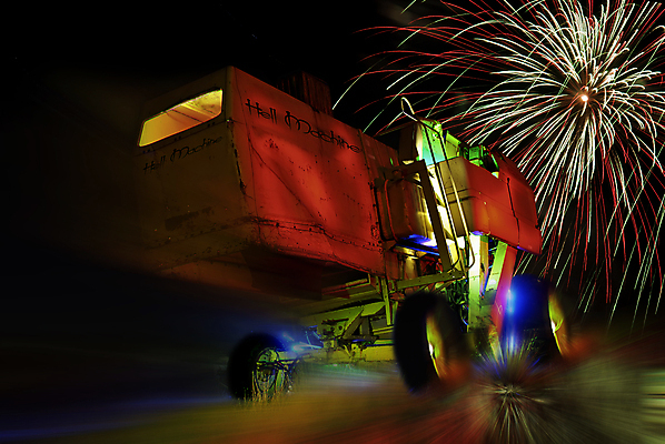 포토 JPG 해외이미지 디자인 포즈 이동 십자가 농업 자국 모션 불꽃 전등 창조 미술 사람없음 빛 컬러풀 파티 기계 페인트 운전 수확 바퀴 야간 속도 그림 공상 엔진 땅바닥 환각 해외포토 자연요소 산업 컬러 컨셉 불 문화예술 조명 바닥 이벤트 증상 파일형식 이미지허브