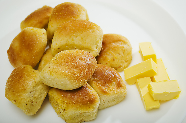 포토 JPG 해외이미지 음식 사람없음 가로 쌓기 신선 굽기 흰배경 롤 버터 번 탄수화물 해외포토 빵 백그라운드 모션 흰색 구이 파일형식 이미지허브