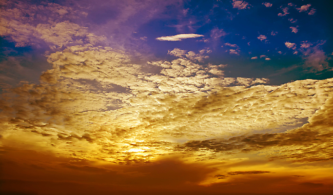 포토 JPG 해외이미지 계절 백그라운드 패턴 자연 하늘 바람 날씨 추상 사람없음 야외 파란색 빛 햇빛 태양 뷰티 평화 우주 환경 맑음 침묵 일몰 자유 흰색 분위기 장면 층 천국 멀리 솜털 오존 해외포토 자연요소 컬러 컨셉 무늬 노을 소리 생태계 파일형식 이미지허브