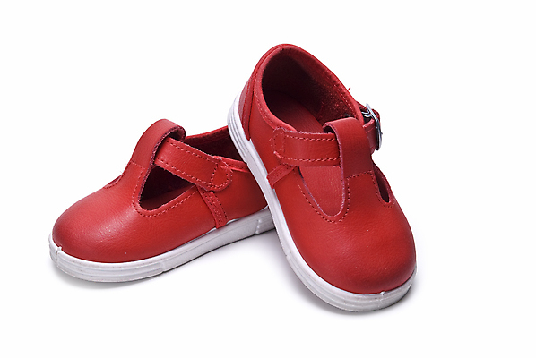 포토 JPG 해외이미지 산업 어린이 신발 새로움 사람없음 빨간색 유행 쌍 클래식 가죽 오브젝트 흰배경 고립 해외포토 컬러 백그라운드 컨셉 사람 흰색 파일형식 이미지허브