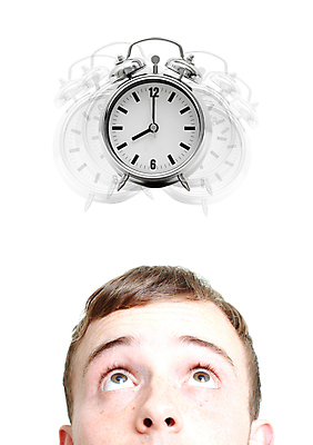 포토 JPG 해외이미지 모델 남자 시계 백그라운드 아침 한명 사람 일상 흰색 반지 시간 복고 공포 타이머 경보 고립 그만 마감 타종 해외포토 주간 1 컬러 장신구 라이프 종 파일형식 이미지허브