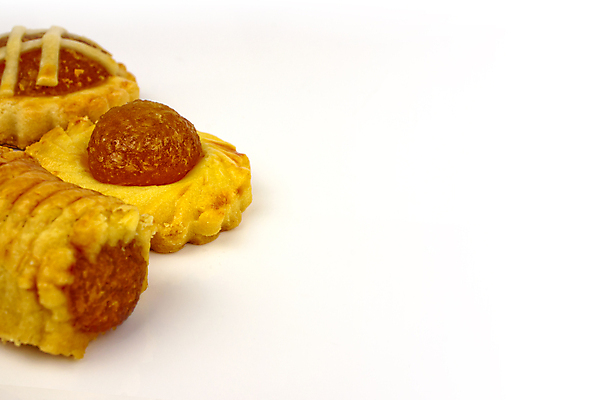 포토 JPG 해외이미지 전통 음식 백그라운드 디저트 새해 주택 기념 따뜻함 요리 동양인 사람없음 갈색 쿠키 축제 중국 여러개 빵집 흰색 축하 대접 신선 원형 황금 달콤 맛 설탕 굽기 파인애플 서빙 정리 버터 충동구매 구식 타르트 핸드메이드 맛있는 안락 해외포토 도형 아시아 빵 컬러 다수 컨셉 과일 인종 건물 쇼핑 상점 구이 열대과일 파이_빵 과소비 파일형식 이미지허브