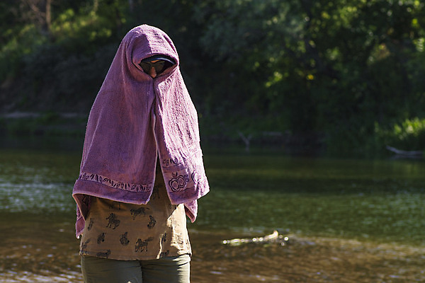 포토 JPG 해외이미지 백인 라이프스타일 응시 여자 수영복 행복 음료 어린이 모래 바다 여행 자연 휴가 휴식 한명 사람 앉기 성인 야외 책 물 파란색 학습 비키니 수건 선글라스 태양 여행객 맑음 선탠 읽기 양산 해외포토 자연요소 서양인 1 시선 옷 교육 감정 안경 컬러 컨셉 모션 날씨 생활 위생용품 생태계 파일형식 이미지허브
