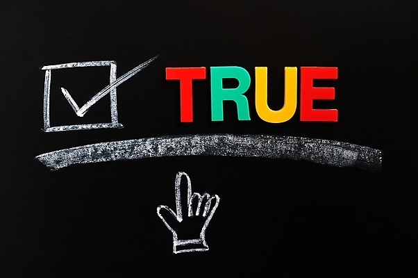 포토 JPG 해외이미지 손 디자인 백그라운드 컨셉 사람없음 목재 단어 상자 컬러풀 우주 검은색 칠판 시험 흰색 선택 편지 심볼 흔적 사인 그림 분필 질감 커서 해결 거짓 그런지 대답 사실 진실 필기체 카피스페이스 해외포토 나무 문자 교육 컬러 재료 신체부위 공백 초크 파일형식 이미지허브