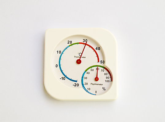 포토 JPG 해외이미지 날씨 따뜻함 사람없음 빨간색 초록색 파란색 숫자 환경 방 장비 흰색 기구 도구 공구 뜨거움 온도계 지시 수분 예측 측정 오브젝트 싱글 흰배경 눈금 온도 계량기 고립 섭씨 옛날 해외포토 문자 컬러 백그라운드 컨셉 모션 파일형식 이미지허브