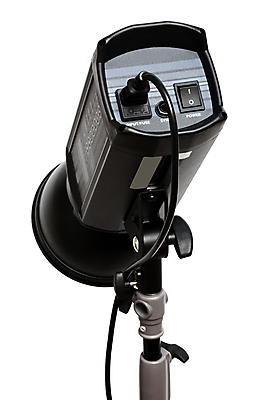 포토 JPG 해외이미지 직업 백그라운드 전구 조명 실내 사람없음 세로 전자제품 빛 검은색 사진촬영 힘 장비 무대 흰색 램프 손전등 싱글 슛 스포트라이트 삼각대 반사경 고립 인공 제어 철강 해외포토 컬러 내부 촬영 파일형식 이미지허브