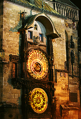 포토 JPG 해외이미지 디자인 문화 시계 과학 여행 건축양식 사람없음 장식 숫자 교회 금속 바위 기둥 시간 원형 역사 야간 신비 묘사 점성술 체코 안심 천문학 청동 프라하 마법 고딕 보헤미아 옛날 인공 해외포토 자연요소 도형 문자 교육 건축 유럽 컨셉 종교건축 재질 육류 건물 돌_바위 파일형식 이미지허브