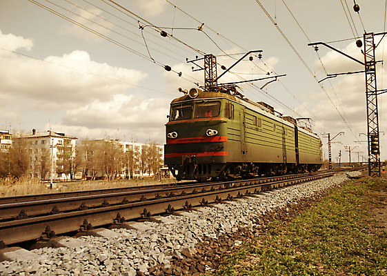 포토 JPG 해외이미지 산업 선 여행 비즈니스 교통시설 사람없음 야외 가로 빨간색 여름 노란색 금속 힘 기계 기차 화물 땅 배송 무거움 엔진 적재 철강 해외포토 계절 육상교통 컬러 교통 재질 대중교통 운송업 무게 시설 파일형식 이미지허브