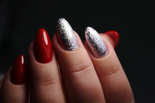 포토 JPG 해외이미지 손 디자인 손가락 관리 미술 사람없음 뷰티 유행 스파 못 손톱관리 손톱 광택 프랑스어 해외포토 문자 문화예술 신체부위 공구 네일아트 파일형식 이미지허브