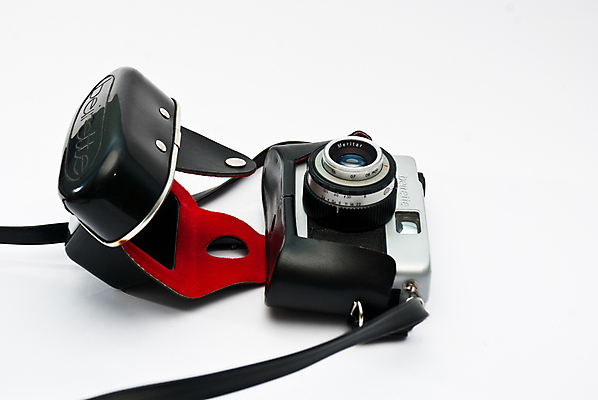 포토 JPG 해외이미지 실내 사람없음 빈티지 오브젝트 흰배경 복고 필름카메라 해외포토 백그라운드 컨셉 내부 카메라 흰색 파일형식 이미지허브