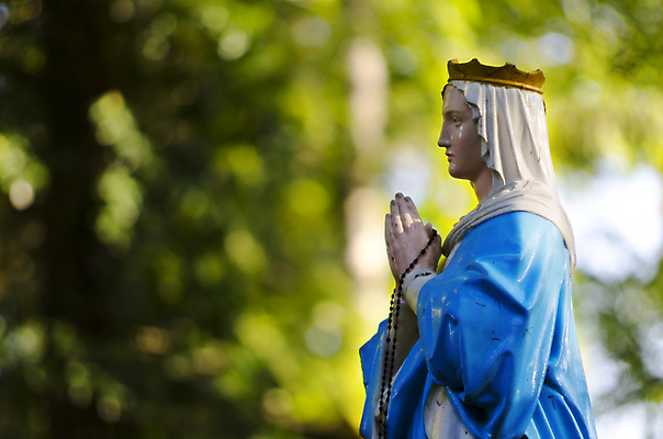 포토 JPG 해외이미지 여자 기독교 종교 조각 엄마 사람없음 조각상 교회 천주교 영혼 심볼 신성 해외포토 가족 종교건축 사람 건물 조형물 파일형식 이미지허브