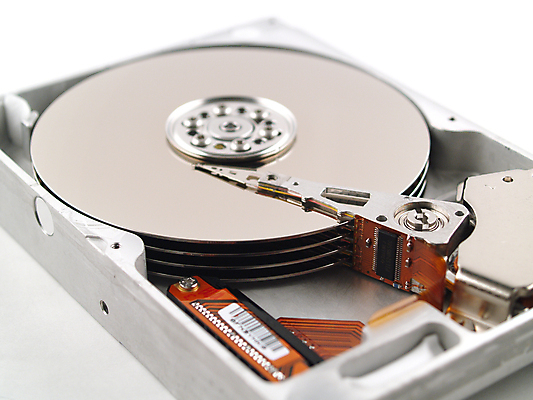 포토 JPG 해외이미지 접시 산업 부분 표면 실내 사람없음 내부 전자제품 빛 컴퓨터 머리 상점 금속 디지털 자료 장비 운전 추위 정보 디스크 오픈 볼륨 읽기 오브젝트 싱글 보안 수납 구리 실리콘 실린더 지원 치유 해외포토 식기 모션 재질 안전 신체부위 원소 질병 파일형식 이미지허브