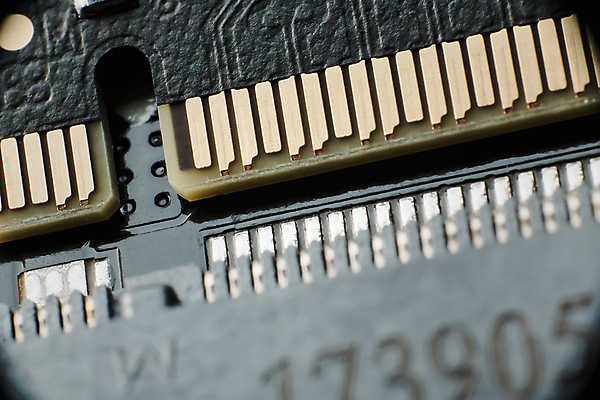 포토 JPG 해외이미지 디자인 산업 과학 백그라운드 지도 돈 인터넷 기술 사람없음 전자제품 컴퓨터 디지털 블록 장비 운전 에너지 황금 고급 수리 암호 제조 계획 대표 묘사 상승 보케 반도체 전자 철사 시스템 물류 관리자 마더보드 메인보드 방법 인터페이스 콘덴서 해외포토 컨셉 모션 재산 파일형식 이미지허브