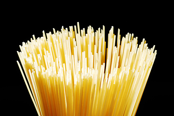 포토 JPG 해외이미지 전통 음식 다이어트 재료 건조 파스타 스파게티 요리 사람없음 노란색 검은색 식사 저녁식사 이탈리아 맛 낟알 자르기 밀 지중해 국수 날것 점심식사 고립 생식 얇은 탄수화물 해외포토 유럽 바다 컬러 컨셉 모션 곡류 서양음식 건강 면류 파일형식 이미지허브