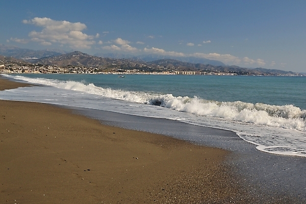 포토 JPG 해외이미지 나무 구름 유럽 도로 바다 여행 비즈니스 건축양식 하늘 산 거리 파노라마 풍경 사람없음 건물 여름 도시풍경 탑 검은색 블록 도시 역사 스페인 컨테이너 지중해 기중기 포트 타운 대도시 리뷰 스페인어 안달루시아 해외포토 자연요소 식물 건축물 계절 건축 나라 산업 길 컬러 교통시설 촬영기법 중장비 파일형식 이미지허브