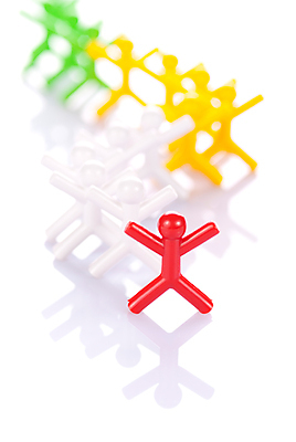 포토 JPG 해외이미지 모양 디자인 남자 선 인형 컨셉 비즈니스 통신 관계 협력 함께함 그림자 서기 사람 사람없음 반사 우정 흰색 업무 비즈니스맨 네트워크 그룹 연결 접속 대표 플라스틱 심볼 리더 커뮤니티 소셜 지원 통일 해외포토 컬러 모션 재질 친구 작업 직장인 파일형식 이미지허브