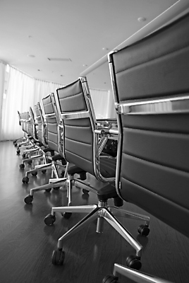 포토 JPG 해외이미지 가구 컨셉 의자 비즈니스 유리 탁자 회의 실내 협상 사람없음 내부 가로 사무실 방 업무 작업 플랫 선택 책상 회의실 지역 해외포토 생활용품 재질 파일형식 이미지허브