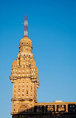 포토 JPG 해외이미지 건축양식 하늘 사람없음 건물 파란색 탑 도시 클래식 옛날 우루과이 해외포토 건축물 건축 컬러 컨셉 남아메리카 파일형식 이미지허브