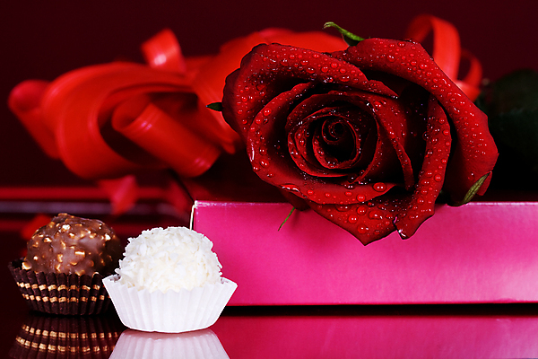 포토 JPG 해외이미지 모양 디자인 꽃잎 꽃 음식 백그라운드 꽃무늬 벽지 추상 휴가 디저트 기념 발렌타인데이 사탕 선물 사랑 미술 사람없음 장식 빨간색 뷰티 장미 갈색 유행 초콜릿 놀람 낭만 흰색 축하 인사 화려 달콤 유혹 심볼 사인 열정 고립 엘리먼트 해외포토 식물 감정 컬러 컨셉 무늬 데이이벤트 문화예술 표정 예절 맛 파일형식 이미지허브